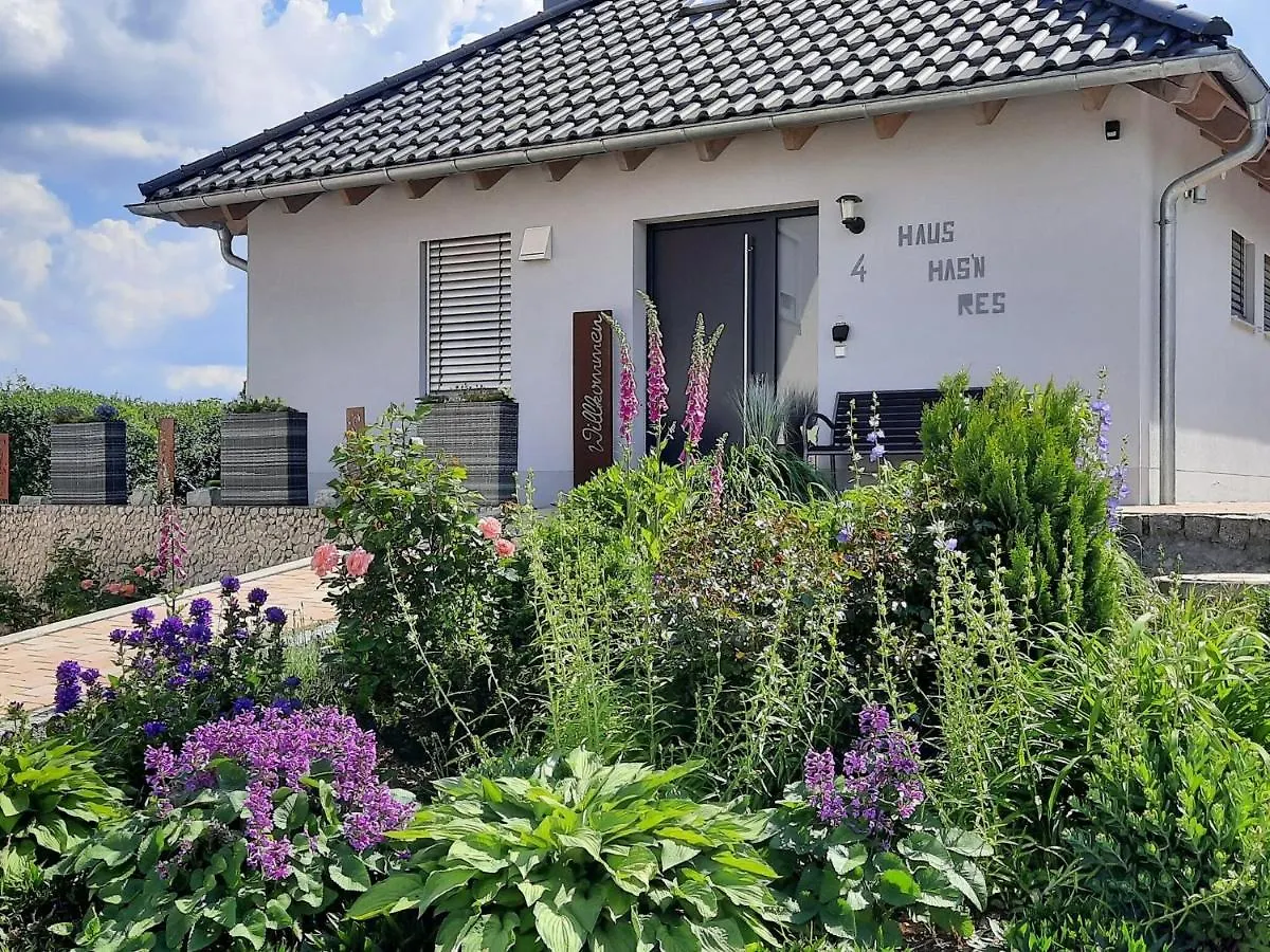 Apartment In Kleinwinklarn With Terrace 0*,